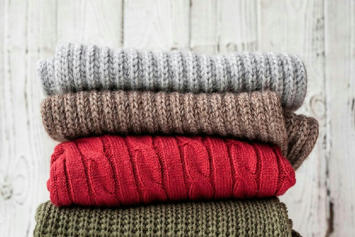 Mantieni intatti i maglioni in lavatrice senza rovinare stoffa e forma nel tempo, ecco il metodo migliore